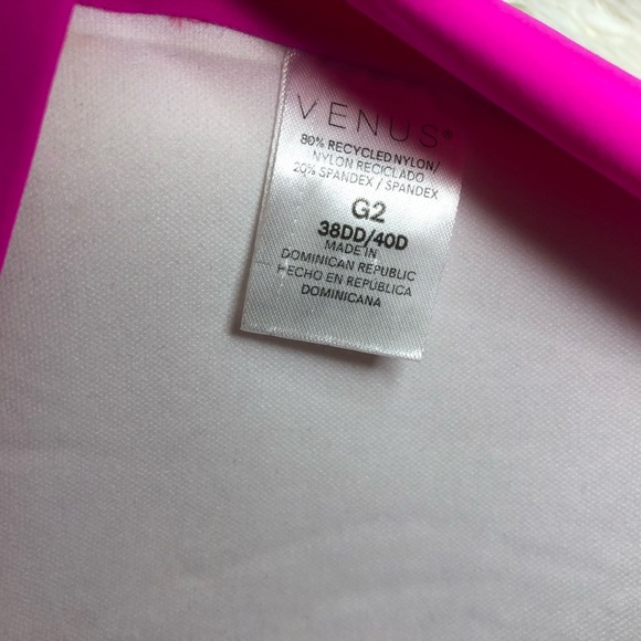 VENUS Goddess Hot Pink Bikini Top - Picture 7 of 8